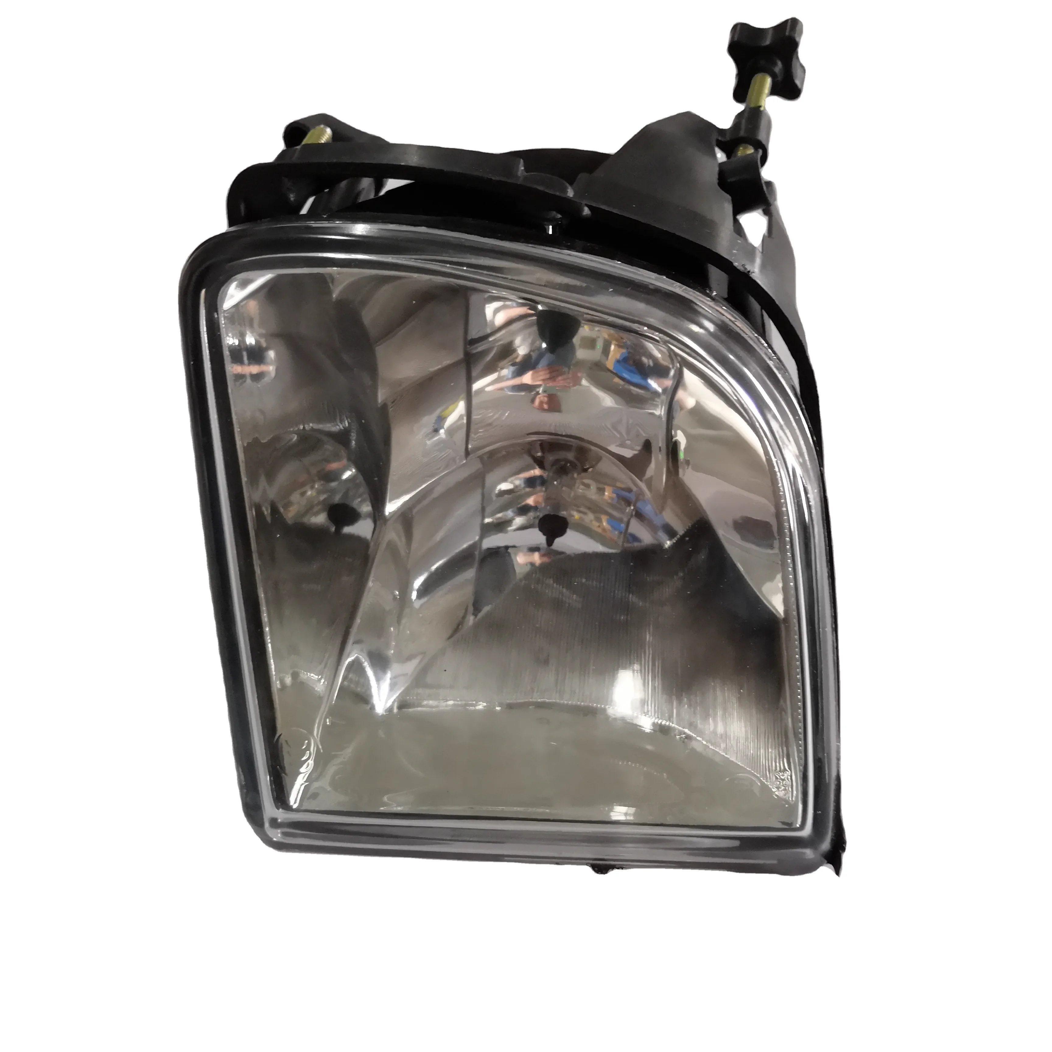 T11-3732010 Car Fog Lamp for Chery Tiggo product photo