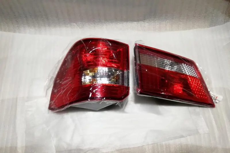 Tail Lamp for Brilliance Shineray X30 1.3L — photo 4