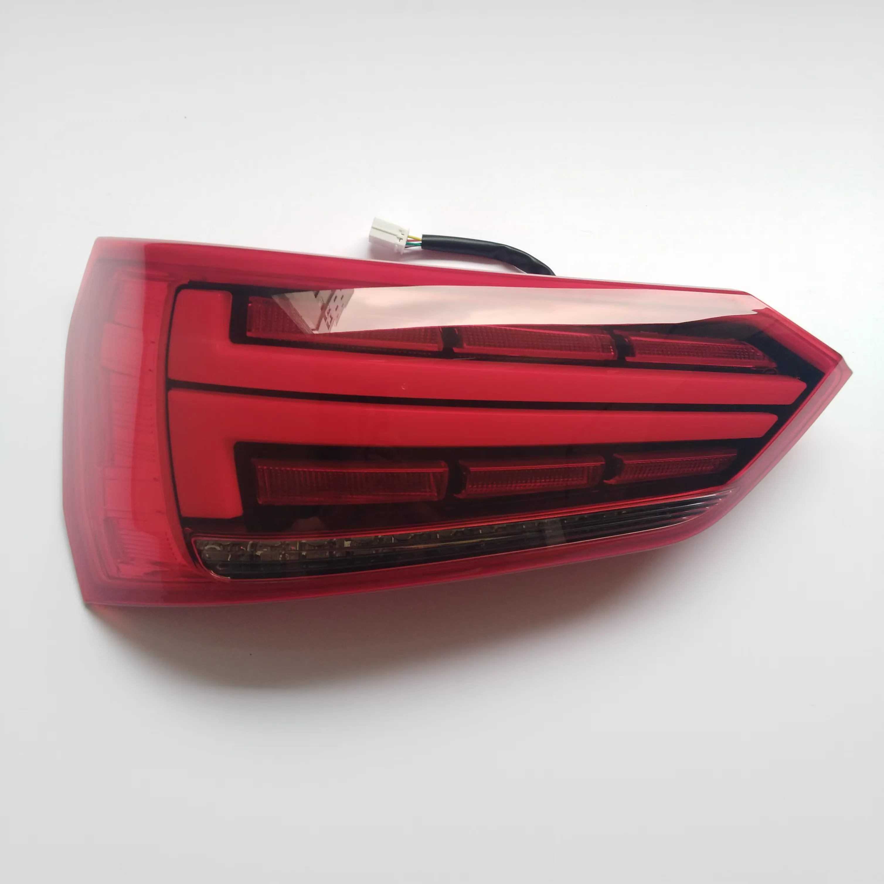 Tail Lamp for DFM Dongfeng Glory 580 4133119-SC01 product photo