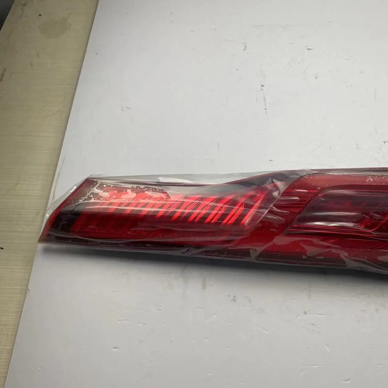 Tail Lamp for Maxus V90 Deliver 9 — photo 3