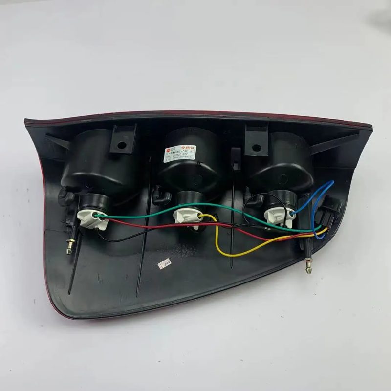Tail Light for Greatwall Wingle 3 Wingle 5 4133400-P00-FC 4133300-P00-FC — photo 3