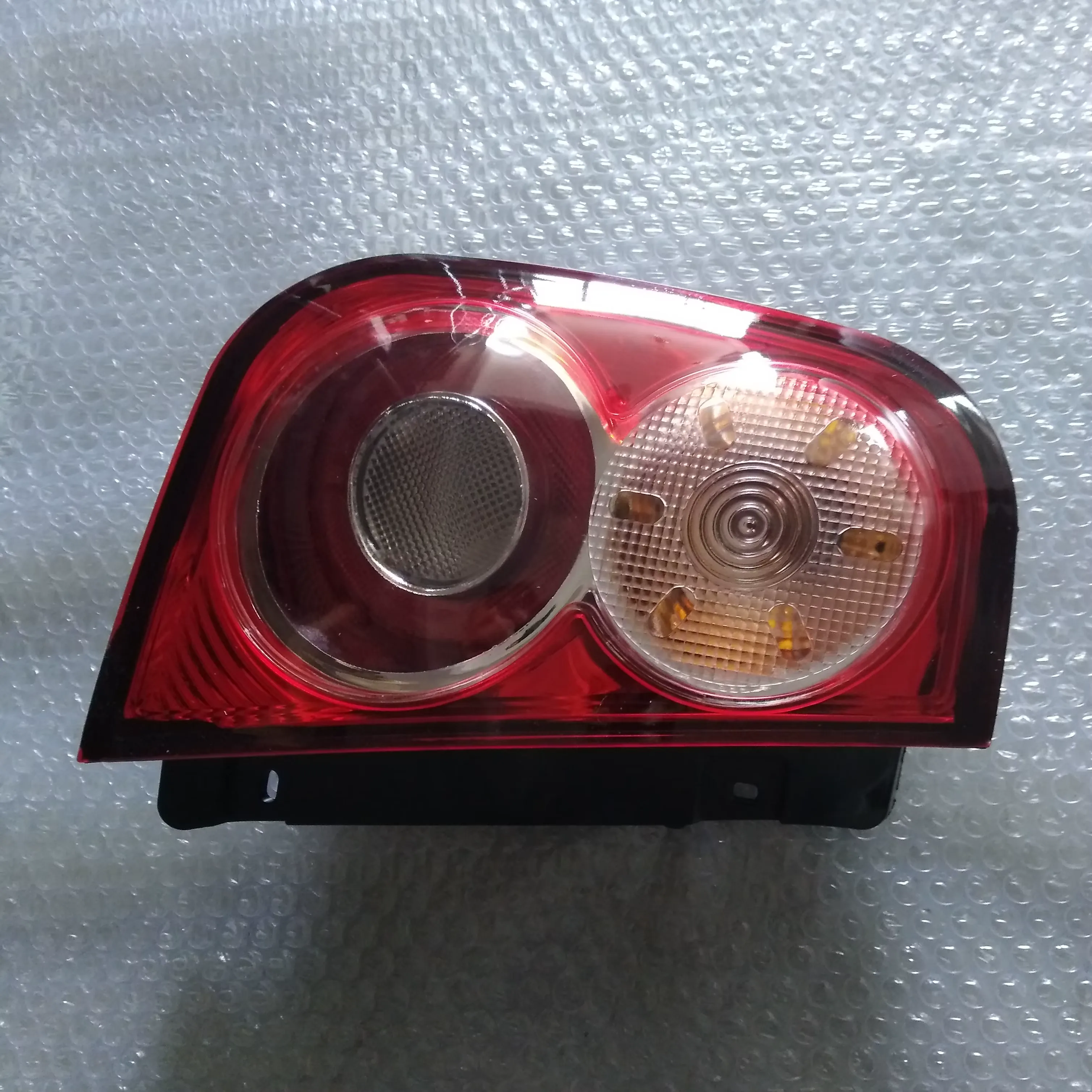 Tail Light for Lifan 320 Smily 1.3L F4133400B1 F4133300B1 product photo