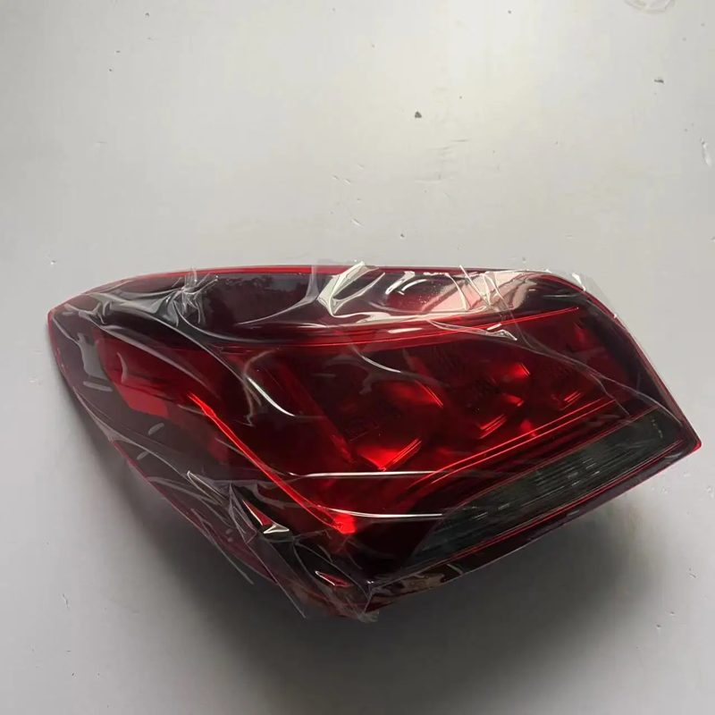 Taillight Rear Lamp for MG6 2015 OEM 10080159-B — photo 2