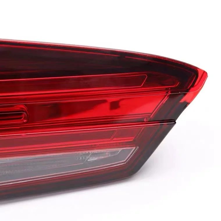 Taillight Rear Lamp for Roewe RX5 16-20 — photo 2