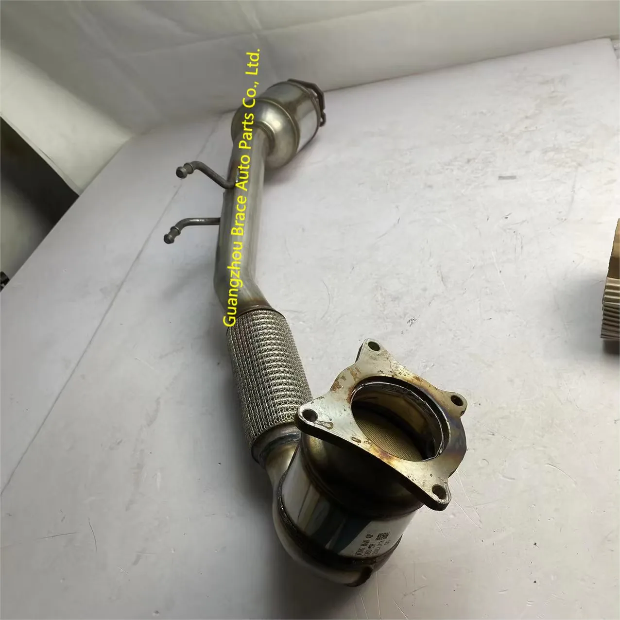 Three-way Catalytic Converter for Trumpchi GA8 GS8 GM8 320T 2017 OEM 10100202040000 product photo